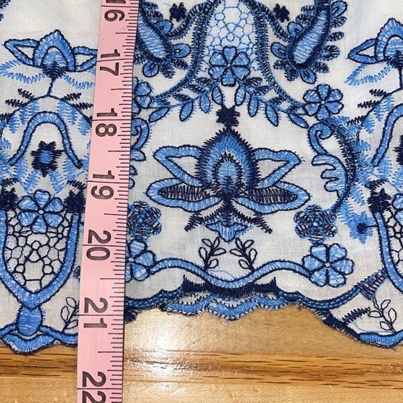 Parker Jillian EMBROIDERED Off the shoulder Scalloped Rayon Top Size Small - Picture 9 of 9